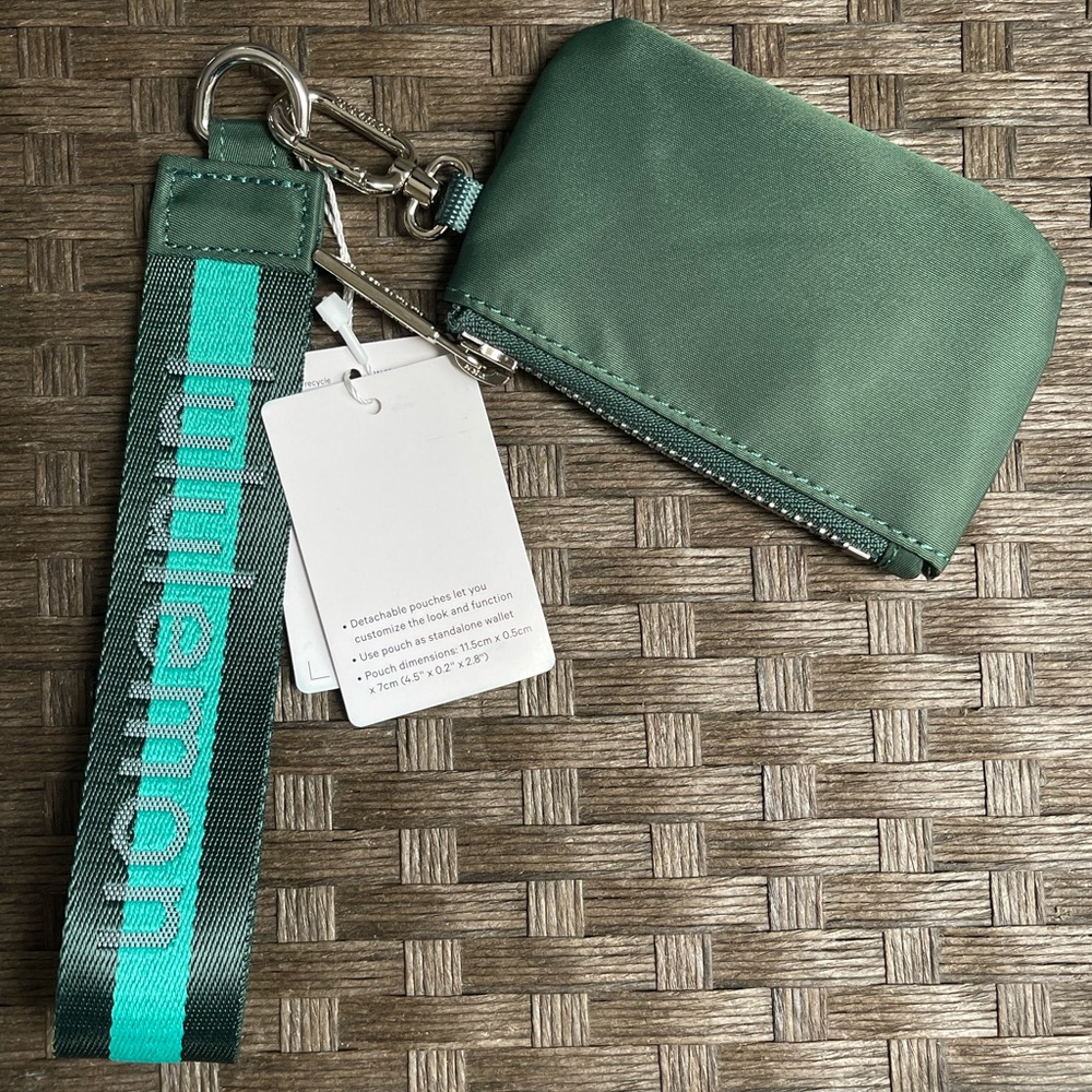 Lululemon Green Pouch & Wrist Strap Set🥬 - Picture 6 of 8